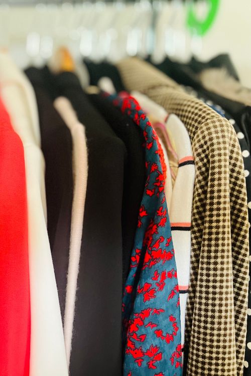 Vêtements de seconde main Boutique Les Louises Le Crès